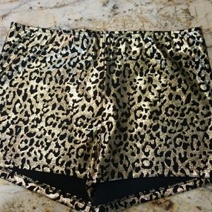 Leopard Short